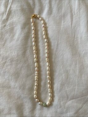 Freshwater Pearl Necklace with Green Accent Bead